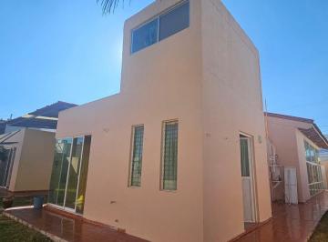 Casa · 344m² · 3 Estacionamientos · Casa - Fraccionamiento La Cañada Juriquilla