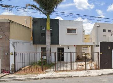 Casa de 3 habitaciones, Victoria · Casa en Venta en Ciudad Victoria, Tamaulipas.