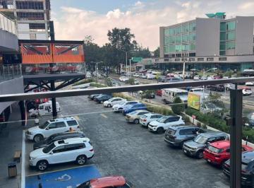 Local Comercial en Venta en Zona Real Zapopan · Local Comercial en Venta en Zona Real Zapopan