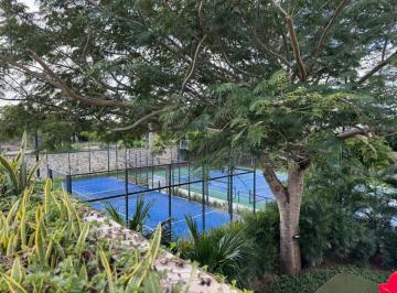 Terreno / Lote · 525m² · Terreno en Compostela