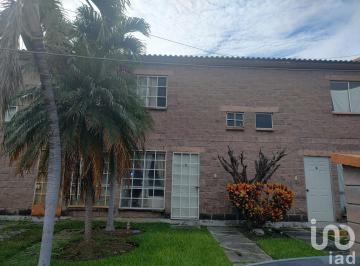 Casa · 57m² · 2 Recámaras · 1 Estacionamiento · Casa en Condominio en Venta Geovillas Colorines Tezoyuca, Morelos