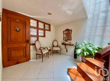 Casa · 344m² · 3 Recámaras · 3 Estacionamientos · Casa en Venta en El Norte de Aguascalientes