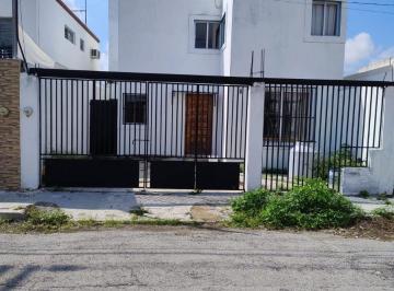 Casa de 3 habitaciones, Mérida · Venta de Casa en Colonia Residencial del Norte - Chenkú