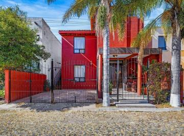 65909641cfc1f55af7494a8f27fa60c7e76a2cb1074239d81b5f05b99f6f285e · En Venta Casa con Departamento Independiente Cerca del Centro de San Miguel