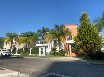 Casa de 4 habitaciones, Zapopan · Exclusivo Fracc Pontevedra