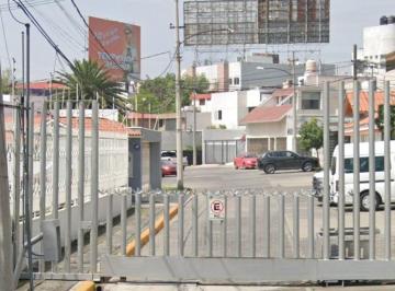 Casa de 4 habitaciones, Naucalpan de Juárez · Casa en Venta Dentro de Cerrada Junto a Plaza Satelite