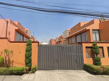 Casa · 150m² · 3 Recámaras · 1 Estacionamiento · Casa en Venta Mirador, Coapa, El Mirador, Coyoacán, Cdmx