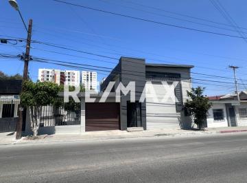 Departamento · 75m² · 2 Recámaras · 1 Estacionamiento · Departamento en Renta en Av Ermita Sur, Tijuana, Excelente Ubicación y Acceso Rápido