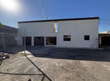 Casa · 259m² · 3 Recámaras · 4 Estacionamientos · Casa en Venta con 2 Departamentos Independientes en Colonia Santa Fé, Hermosillo
