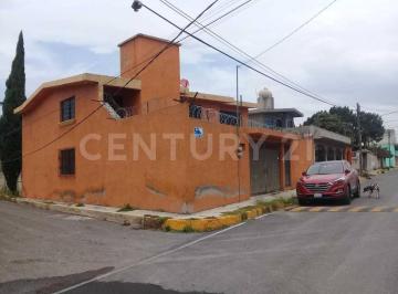 Casa · 145m² · 6 Recámaras · 2 Estacionamientos · Casa en Venta en Colonia Santa Cruz, Tecámac, Estado de México.