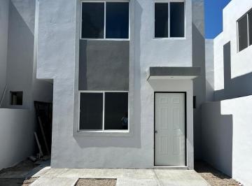 Casa · 120m² · Casa en Venta Ubicada en Col. Latinoamericana, Tampico Zona Norte