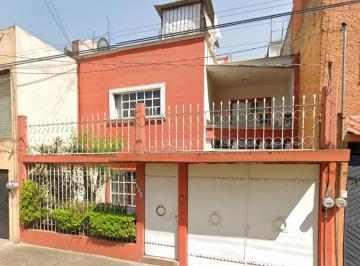 Casa de 3 habitaciones, Coyoacán · Hermosa Casa en Prado Churubusco, Coyoacán, Cdmx.