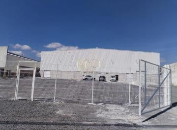 Nave industrial · 3800m² · 1 Recámara · 6 Estacionamientos · Nave Industrial en Renta Carretera Celaya - Salvatierra