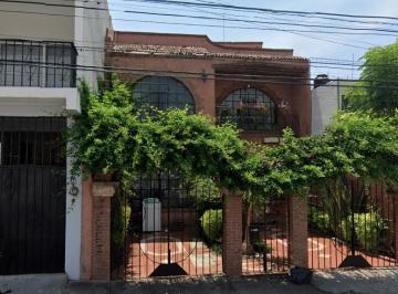 Casa de 3 habitaciones, Morelia · Venta de Casa en Morelia