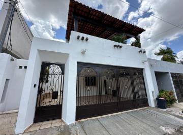 Casa de 4 habitaciones, Mérida · Casa en Super Ubicación Cerca de Plaza Altabrisa, 3 Recámaras + 1 Hab de Serv