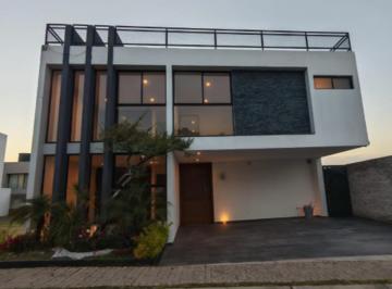 1 · Venta de Casa en Lomas Dé Angelopolis Clúster Jalisco