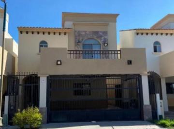 Casa de 3 habitaciones, Hermosillo · Venta de Casa en Cda. Guzman Residencial Salvatierra, Hermosillo, Son.