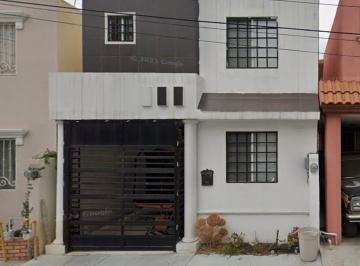 Casa de 4 habitaciones, Santa Catarina · Venta de Casa en Santa Catarina Nuevo Leon