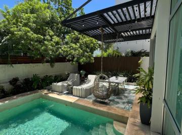 Casa · 300m² · 4 Recámaras · Casa en Venta, 4 Recámaras, Piscina, en Residencial Cumbres, Cancún