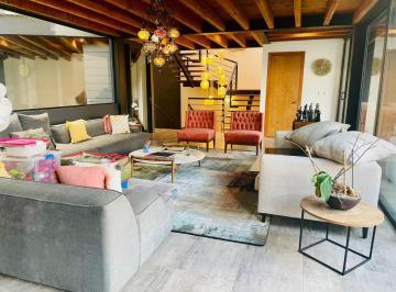 Casa en condominio de 4 habitaciones, Valle de Bravo · Casa en Renta en Avandaro