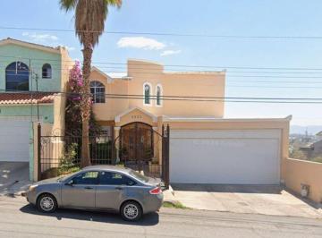 Casa de 4 habitaciones, Chihuahua · Casa en Venta en Colonia La Cañada Chihuahua Chihuahua