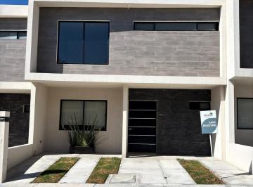 Casa en condominio · 180m² · 2 Estacionamientos · Casa en Condominio en Residencial El Refugio