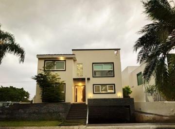 Casa en condominio 345m² Venta Rinconada del Bosque · Casa en Venta en Rinconada del Bosque, Zapopan