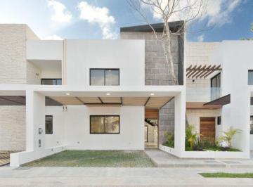 Casa · 228m² · 4 Recámaras · Casa - Residencial Río