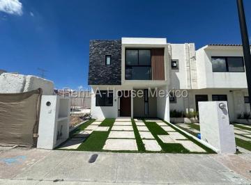 Casa de 3 habitaciones, El Marqués · Capital Sur Casa Dentro de Condominio en Venta Rah1001