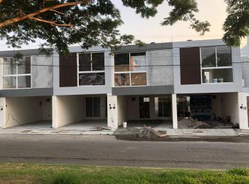Casa · 101m² · 2 Recámaras · 1 Estacionamiento · Casas en Venta en Joyas del Norte, Veracruz