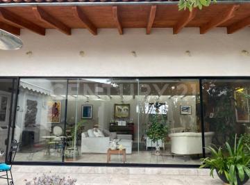 Casa · 350m² · 4 Recámaras · 3 Estacionamientos · Venta de Casa en Puebla, Haras del Bosque un Piso Quintas Ecuestres