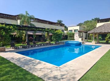 Casa de 3 habitaciones, Yautepec · Venta de Casas con Alberca en Yautepec, Morelos