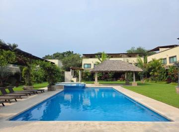 Casa Venta de 3 habitaciones · Casa en Venta con Alberca en Yautepec, Morelos