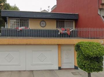 Casa de 3 habitaciones, Coyoacán · Venta de Casa en Colonia Paseos de Taxqueña Coyoacan Ciudad de Mexico