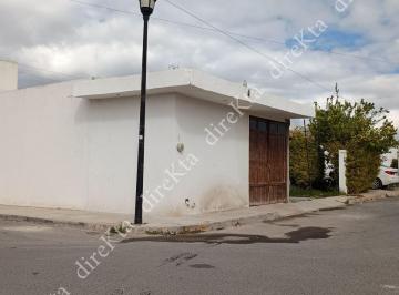 Casa de 2 habitaciones, Pedro Escobedo · Casa de un Nivel con Estudio Anexo, Excelente Ubicación en Pedro Escobedo Qro. $$ a Ofertar!