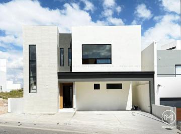 Casa de 3 habitaciones, Chihuahua · Casa en Venta en Condesa Rejon Frente a Parque, Zona Reliz