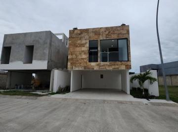 Casa · 194m² · 3 Recámaras · 2 Estacionamientos · Casa en Venta Punto Lomas Riviera Veracruzana