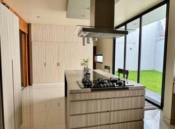 Casa en condominio de 3 habitaciones, Naucalpan de Juárez · Casa en Residencial Lomas Verdes de Tres Recámaras en Excelente Estado Lista Para Habitarla.