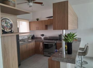 Casa · 156m² · 3 Recámaras · 2 Estacionamientos · Casa en Venta en Privada