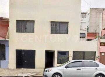 Casa de 4 habitaciones, Iztapalapa · Casa en Venta con Uso de Suelo Mixto