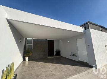 Casa · 128m² · 2 Recámaras · 2 Estacionamientos · Casa de 1 Piso en Venta Al Norte de Aguascalientes