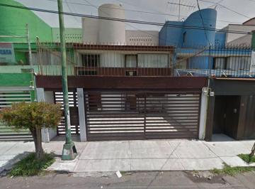 Casa de 4 habitaciones, Tlalpan · Casa en Coapa