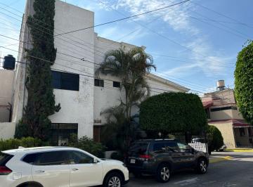 Casa en condominio de 4 habitaciones, Zapopan · Magnifica Propiedad en Coto!