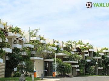 Terreno / Lote , Yaxkukul · Terreno en Venta | 309.91 m² | Yaxlum Conkal | Frente a Parque