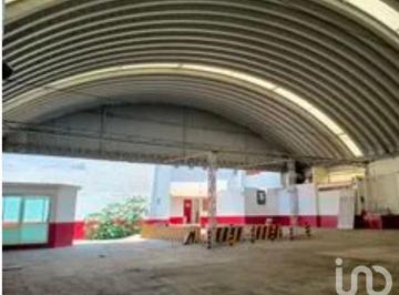 Bodega comercial · 556m² · Bodega en Renta Cerca de La Autopista