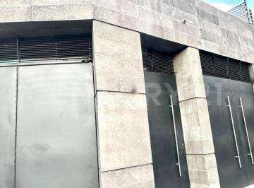 Casa · 231m² · 3 Recámaras · 4 Estacionamientos · Casa en Venta en San Lucas, Coyoacán Cdmx