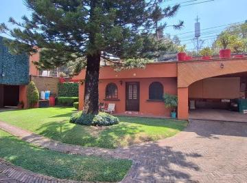 Casa de 3 habitaciones, Cuernavaca · Venta Casa Sola en Av del Rosal en Rancho Cortes