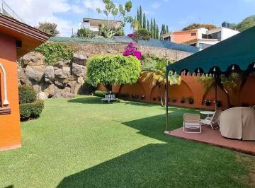 Casa de 3 habitaciones, Cuernavaca · Venta Hermosa Propiedad de un Solo Nivel Al Norte de Cuernavaca