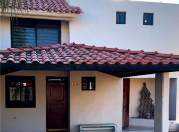 Casa · 200m² · 3 Recámaras · Casa en Venta en Fracionamiento Lomas del Valle León Gto
