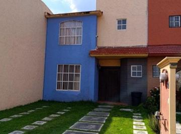 Casa de 2 habitaciones, Toluca · Casa en Venta en San Pedro Totoltepec